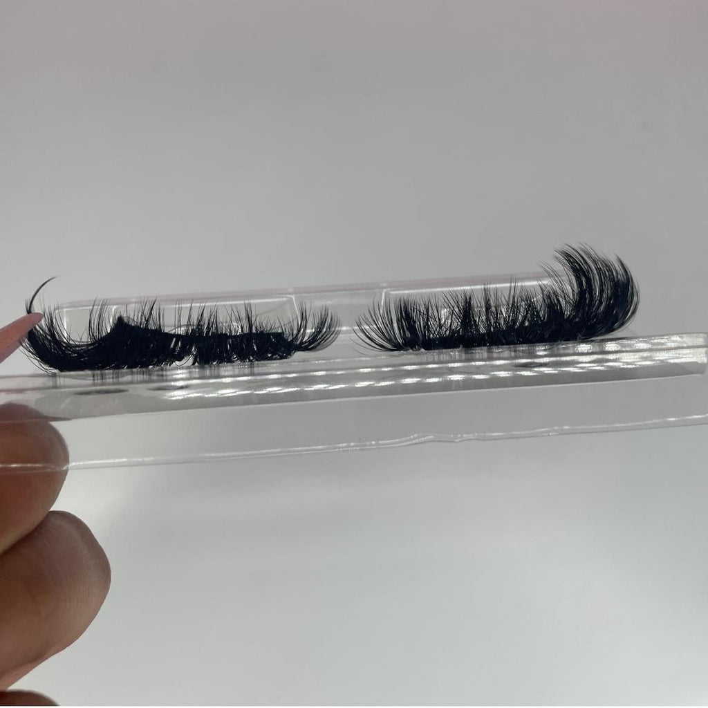 Cattitude Custom Lash Strip